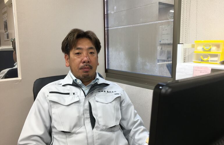 尾﨑君侍オザキヨシヒト